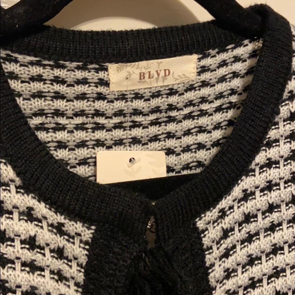 Sweater jacket - Picture 2 of 5